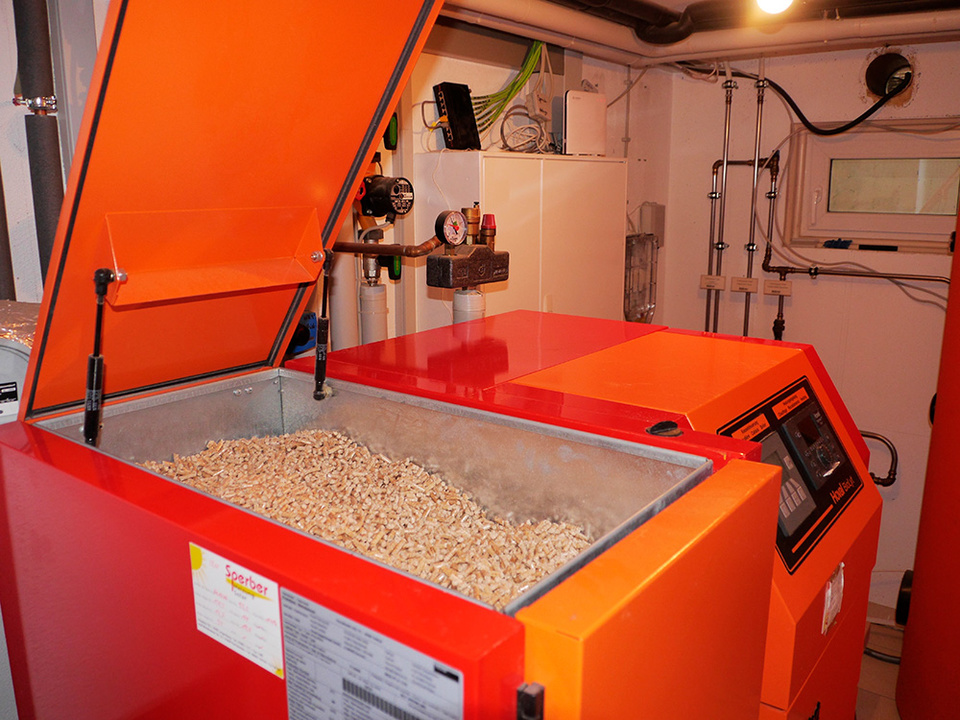 Palletheizung2 bei E3 Energietechnik GmbH & Co.KG in Hagelstadt